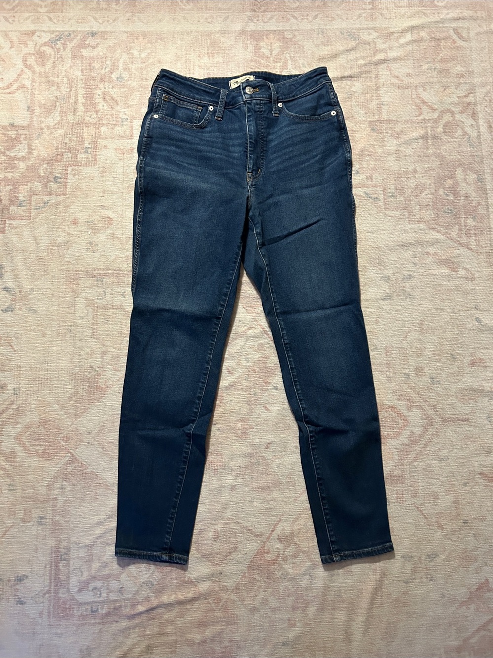 Classic High-Rise Curvy Skinny Jeans in Dark Blue - Women